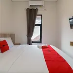 Reddoorz Syariah Near Rsud Siti Fatimah Palembang