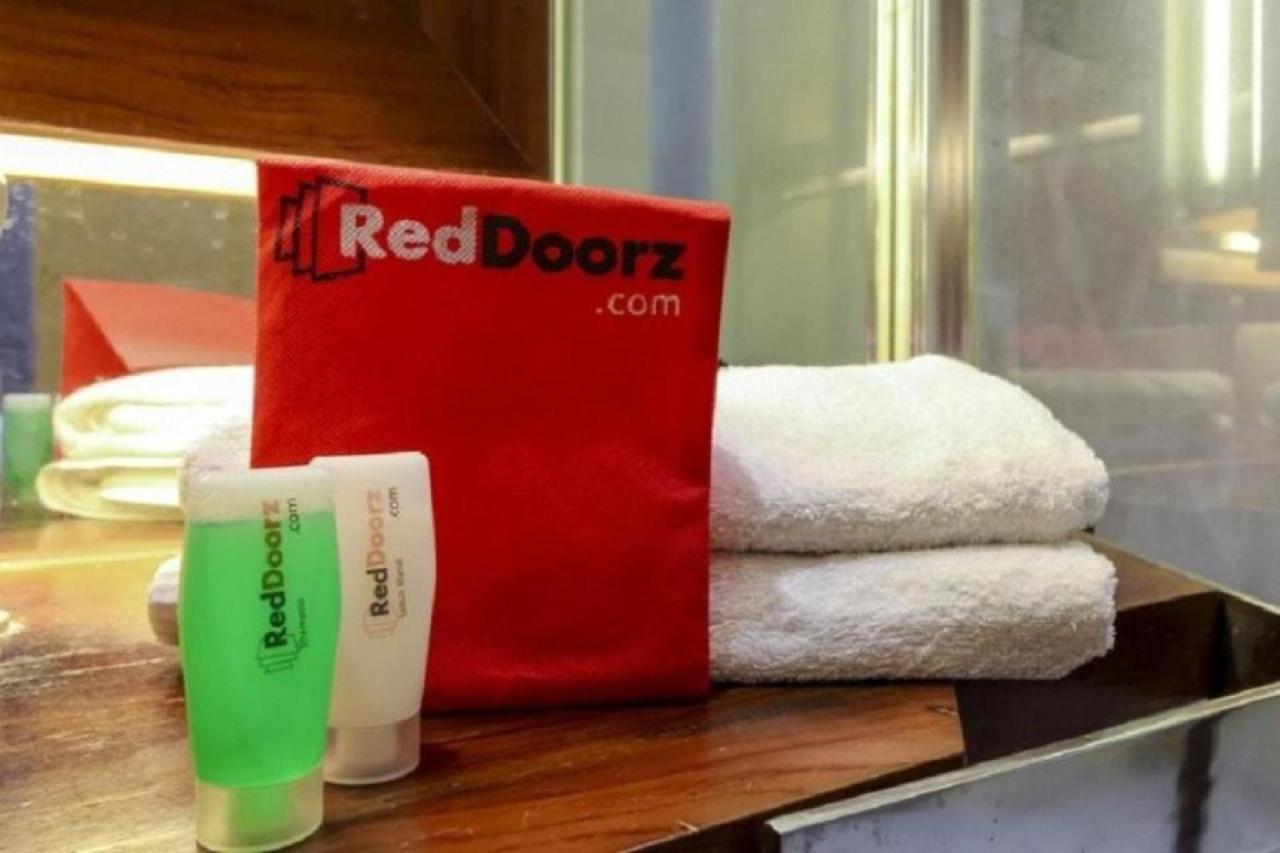 Reddoorz Syariah Near Rsud Siti Fatimah 2*